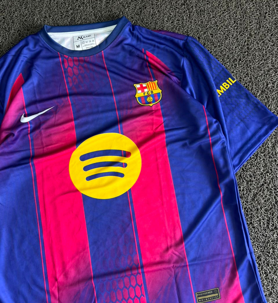 FC Barcelona 2024/25 Home Jersey – Lamine Yamal #10 | Blue & Red Football Five Sleeve Jersey