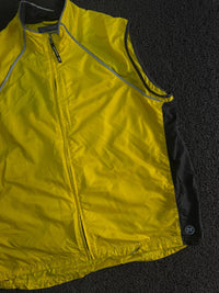 Vintage Yellow & Black Cycling Windbreaker Vest | Lightweight Zip-Up Sports Jacket