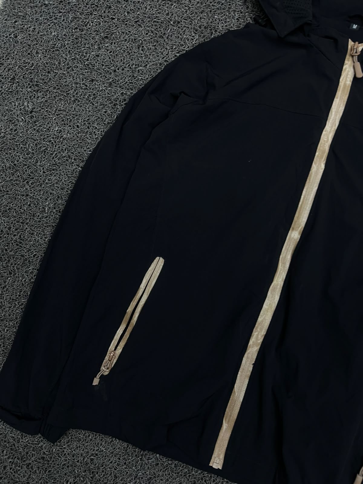 Hooded Sony 4K HDR Zip-Up Jacket with Contrast Zippers