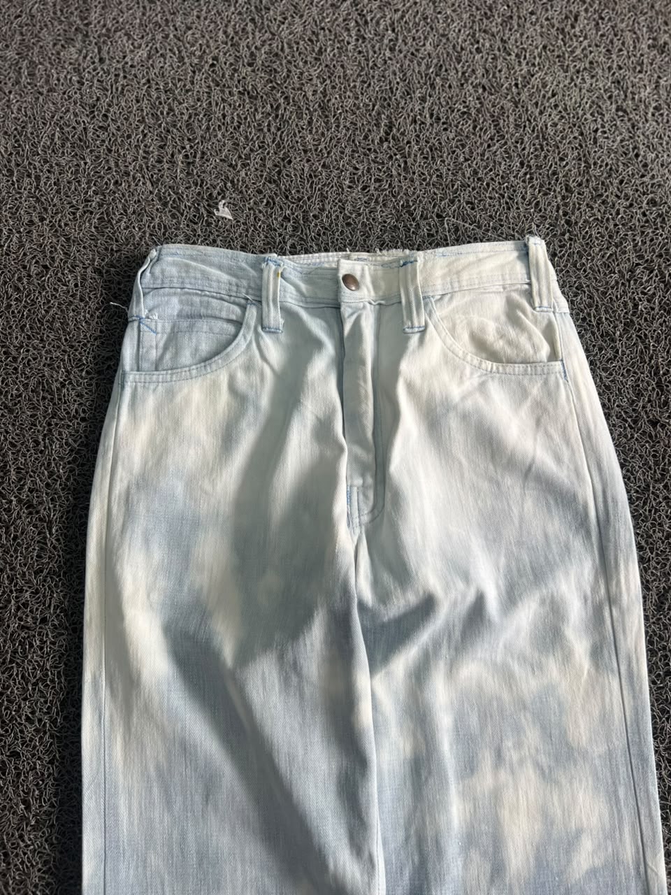 Light Wash Wide Leg Denim Jeans – Casual High-Rise Fit