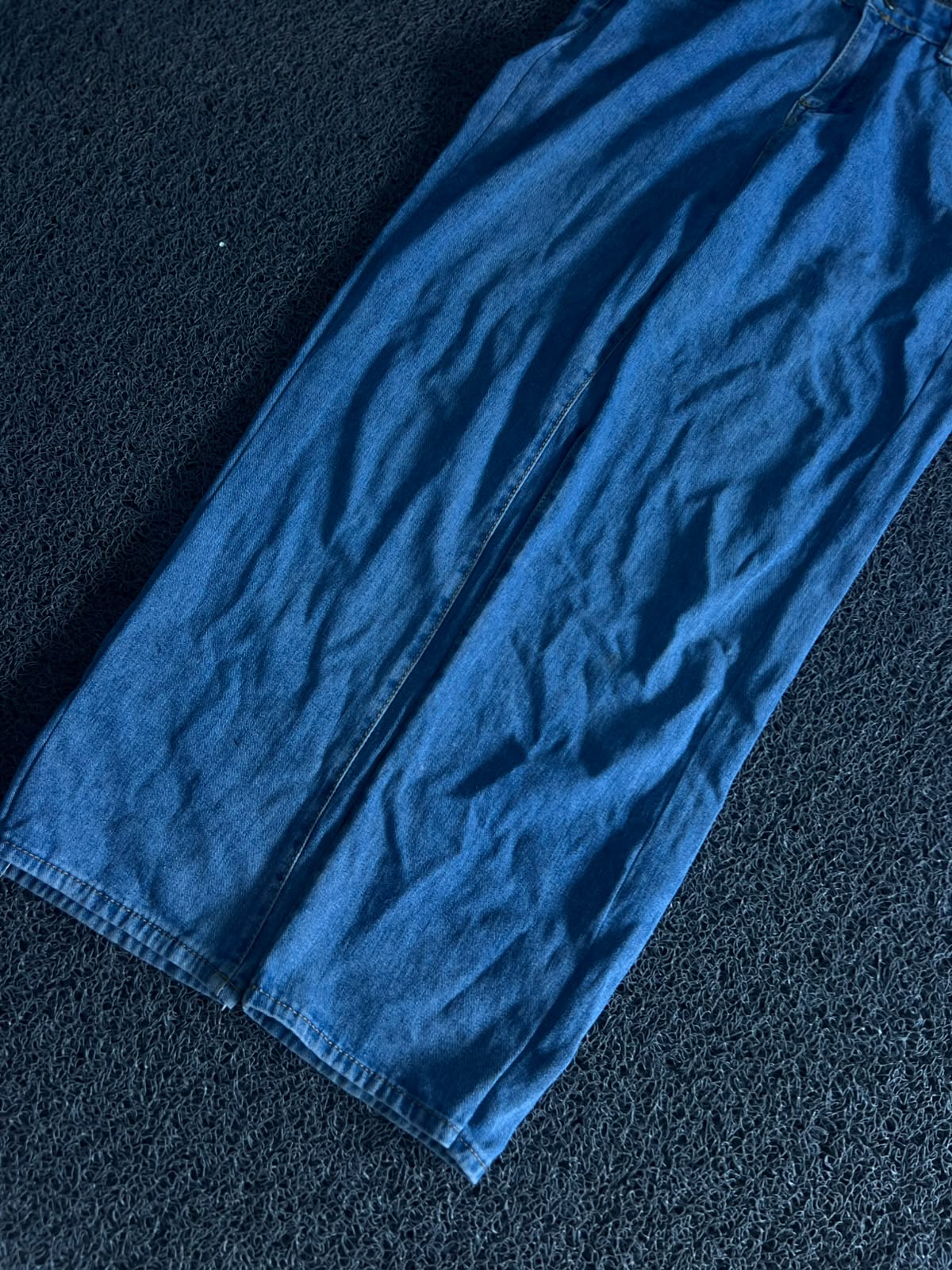 Vintage Blue Wide-Leg Denim Jeans | High-Waist Relaxed Fit | Thrifted