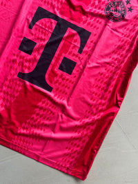 FC Bayern Munich Pink Sleeveless Training Jersey