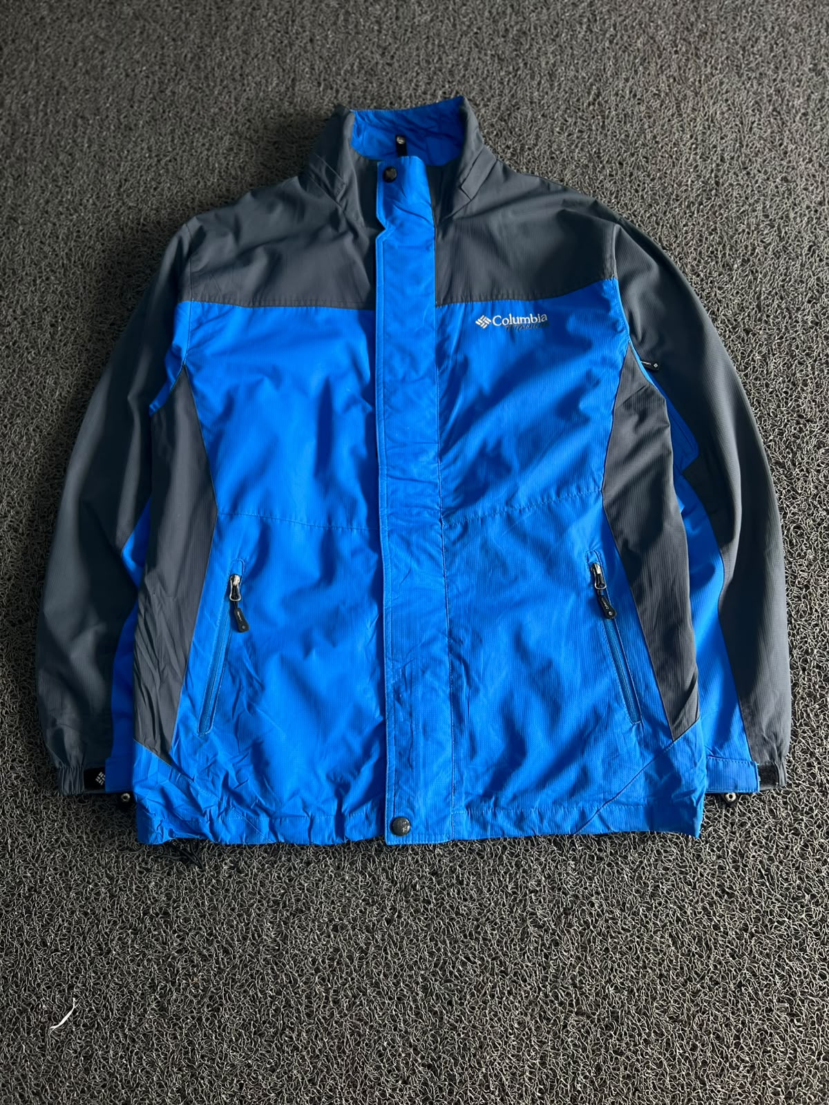 Columbia Waterproof Outdoor Jacket – Full Zip Hiking Rain Coat