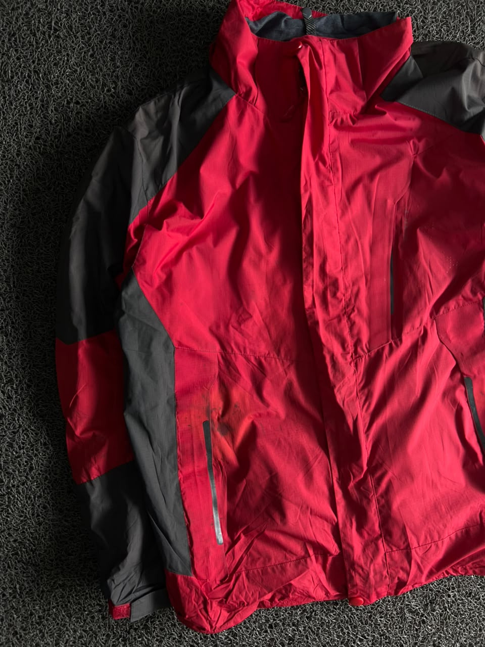 Waterproof Outdoor Rain Jacket – Lightweight Hooded Shell (WEI-TEX)
