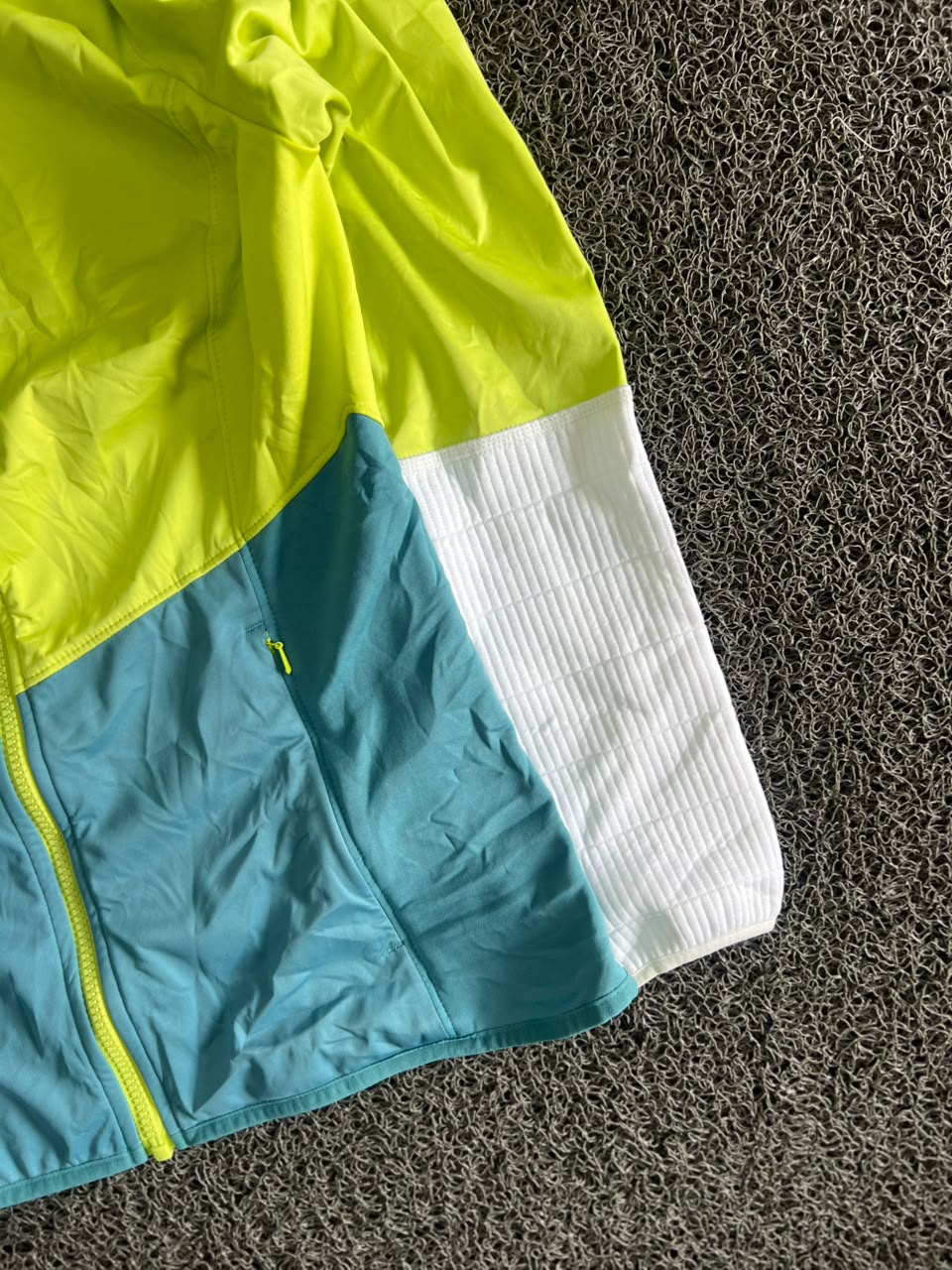 Columbia Neon Yellow & Teal Colorblock Hooded Jacket