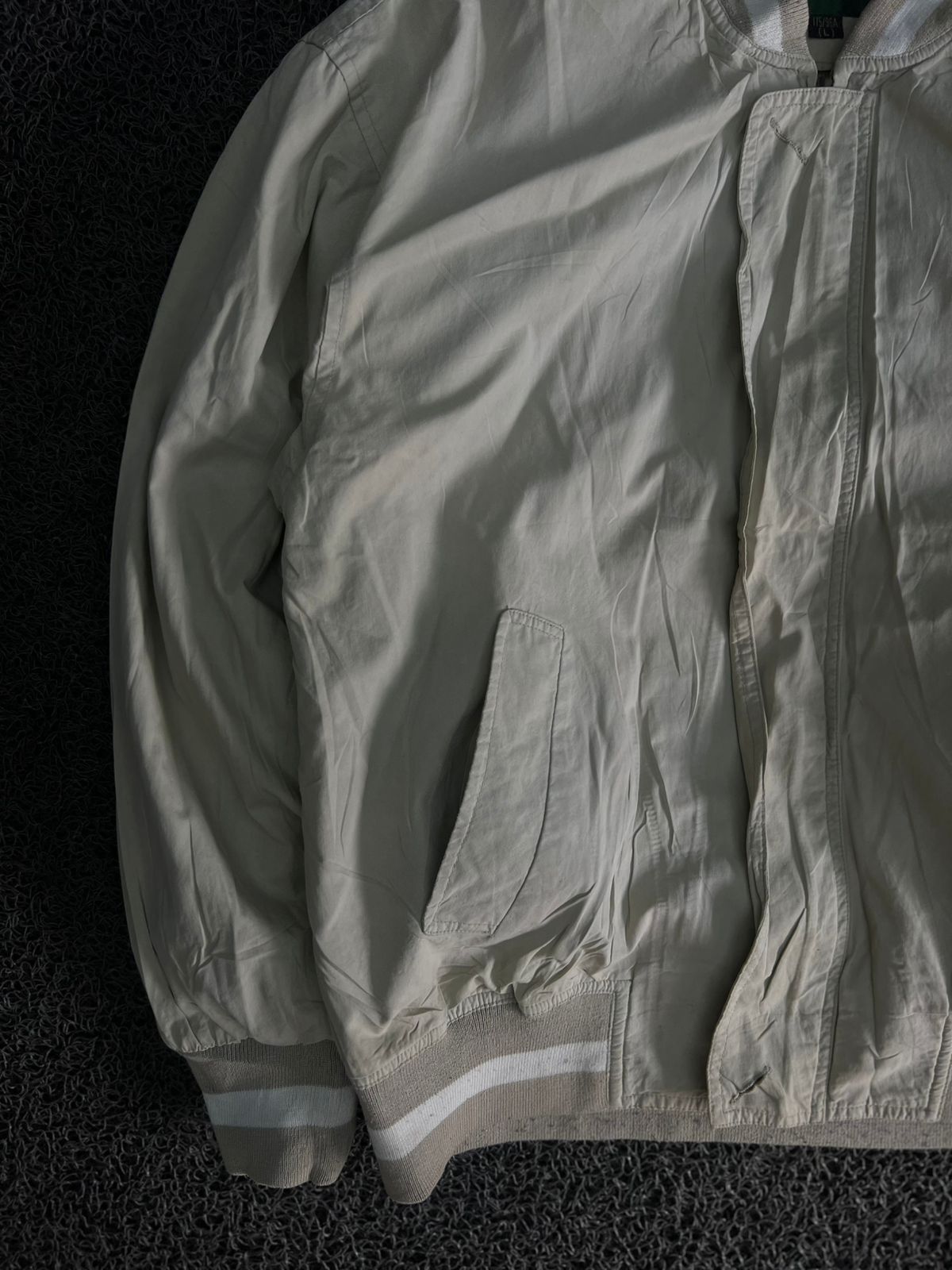 Men's Lightweight Bomber Jacket with Ribbed Collar & Cuffs