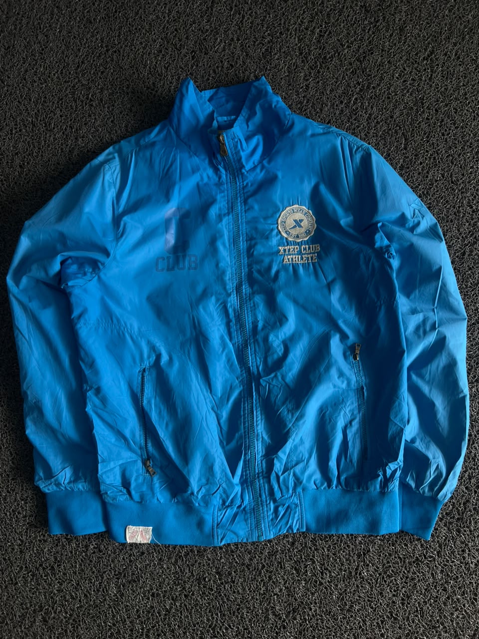 XTEP Club Athlete Blue Lightweight Zip Windbreaker Jacket