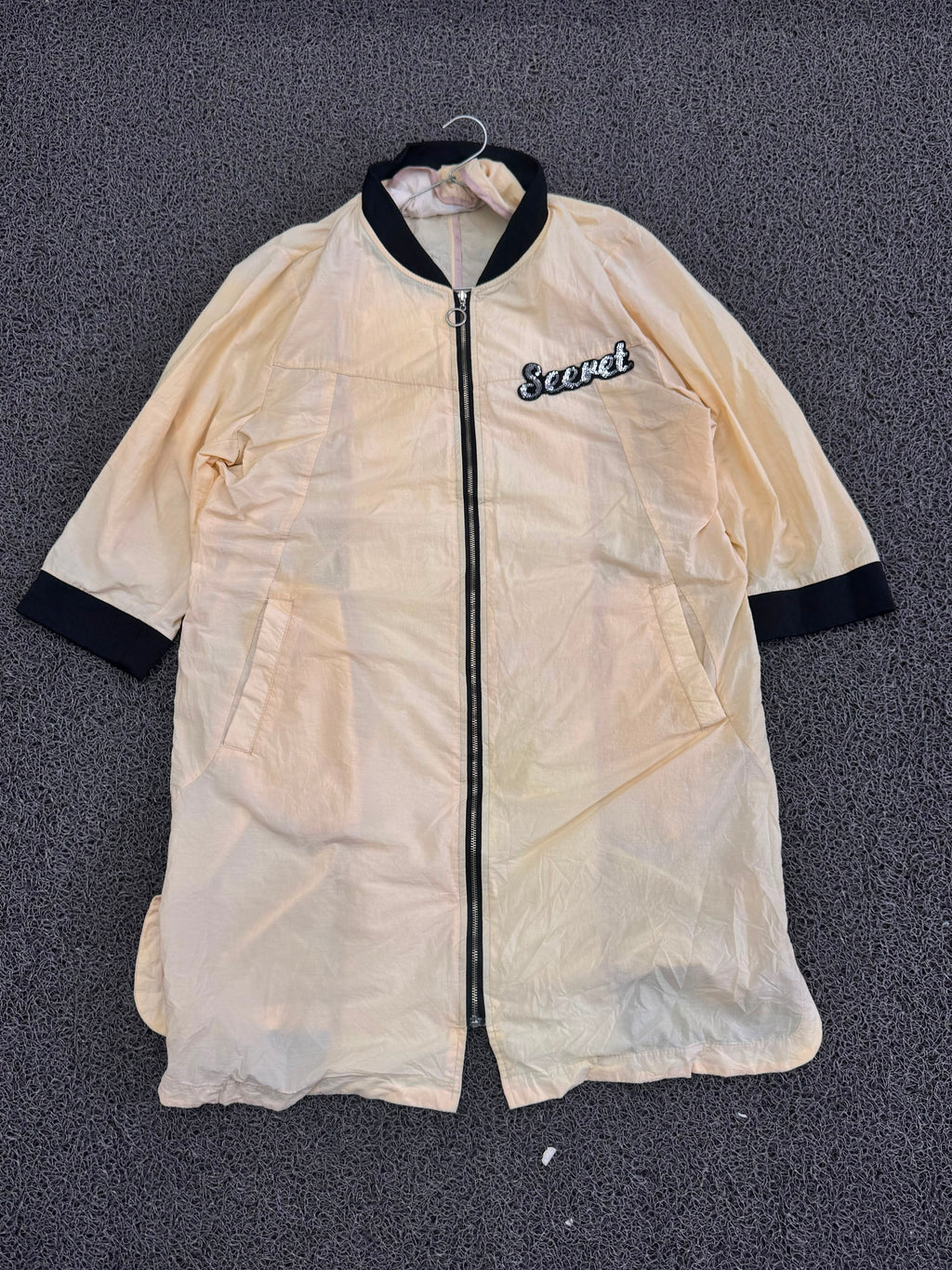 Secret Embroidered Lightweight Zip-Up Jacket – Cream Beige