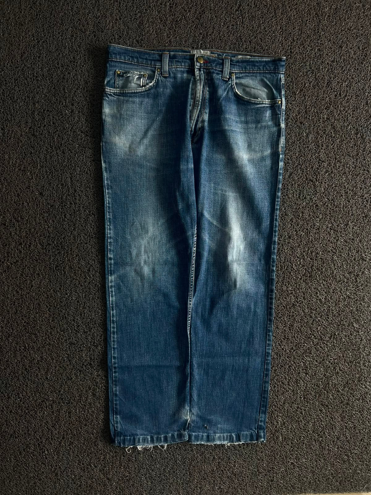 Vintage Blue Wash Straight Fit Denim Jeans ⚠️ Small Damage