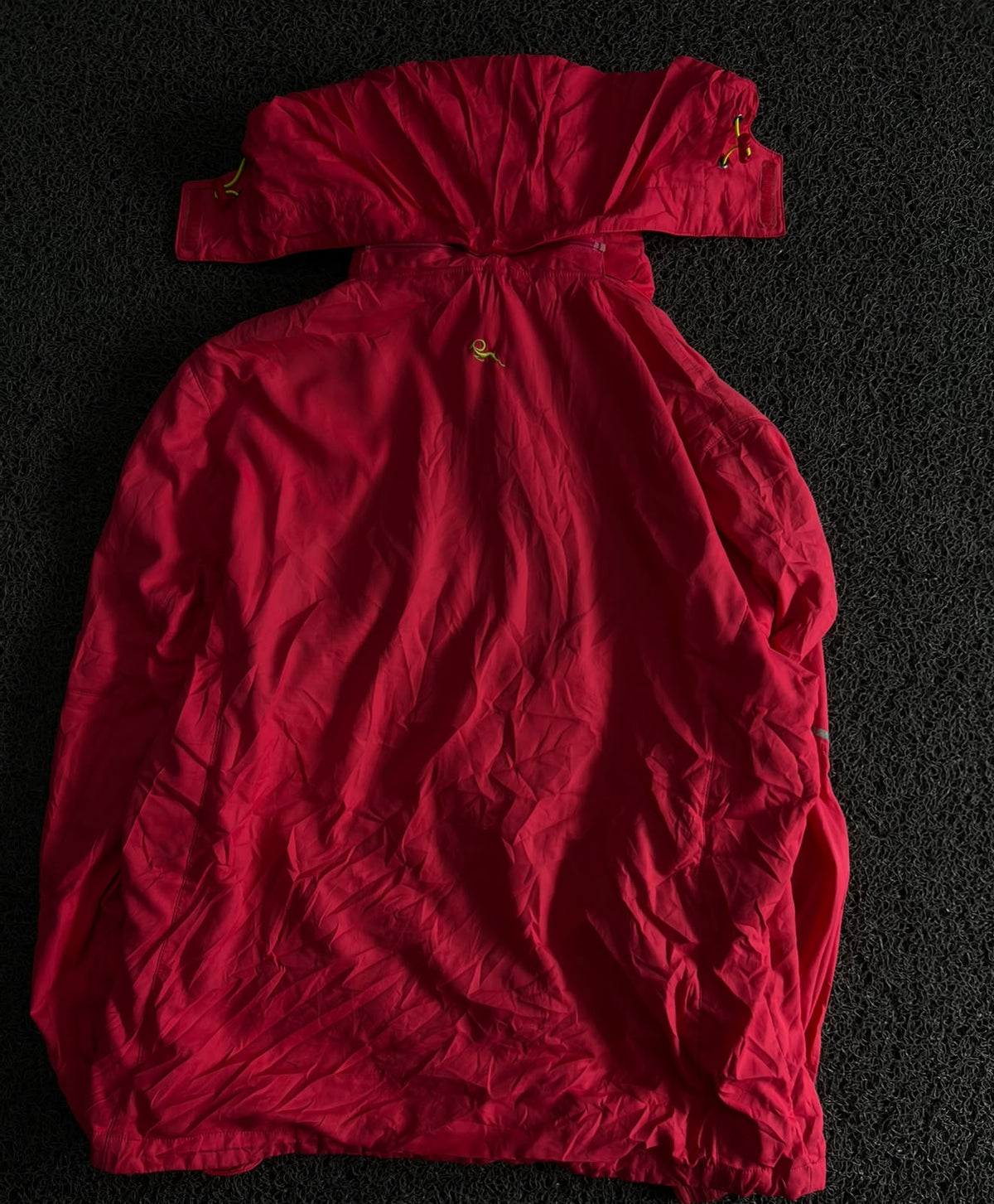 Women’s Red Hooded Lightweight Outdoor Windbreaker Jacket
