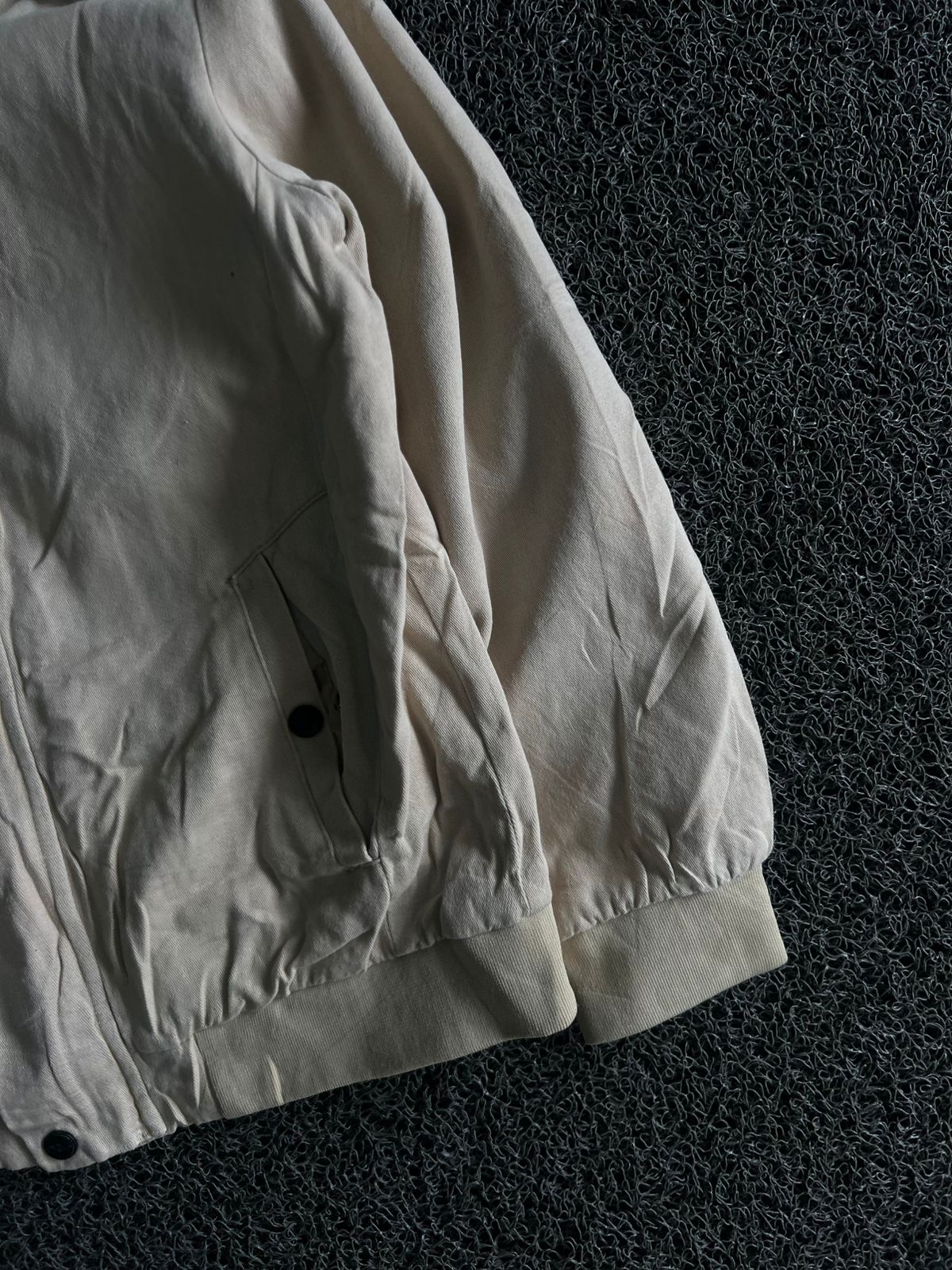 Men's Off-White Stand Collar Bomber Jacket – Ribbed Hem & Cuffs | Small Stain on Back Side