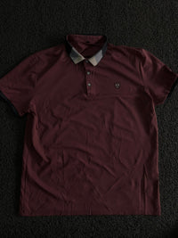 Polo T-Shirt with Contrast Collar & Chest Crest Logo – Smart Casual Polo