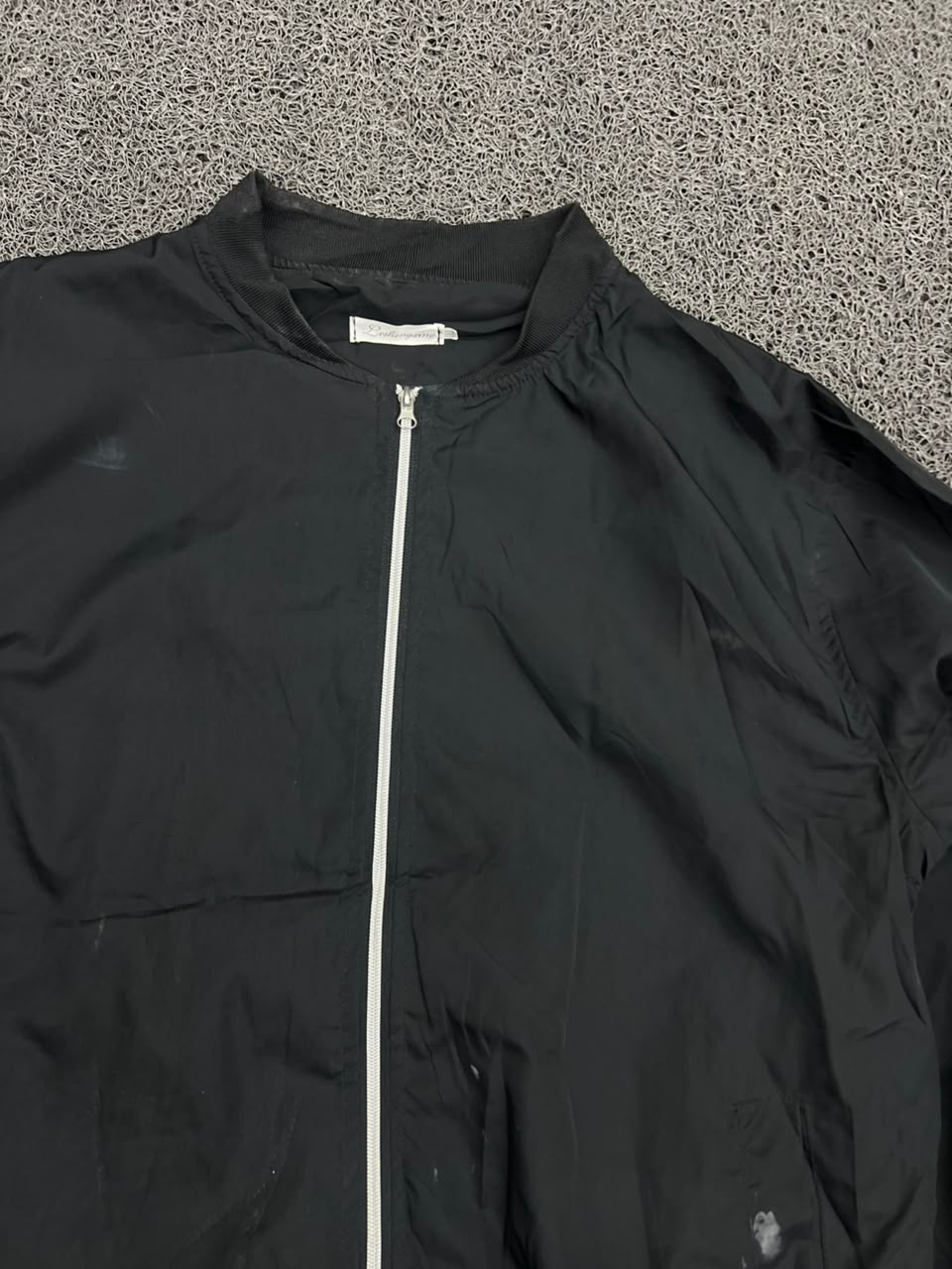 Men’s Black Lightweight Bomber Jacket with Front Zip Closure ⚠️ Small Stains