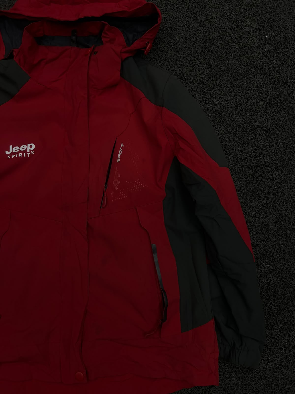Jeep Spirit Hooded Outdoor Jacket with Zip Pockets