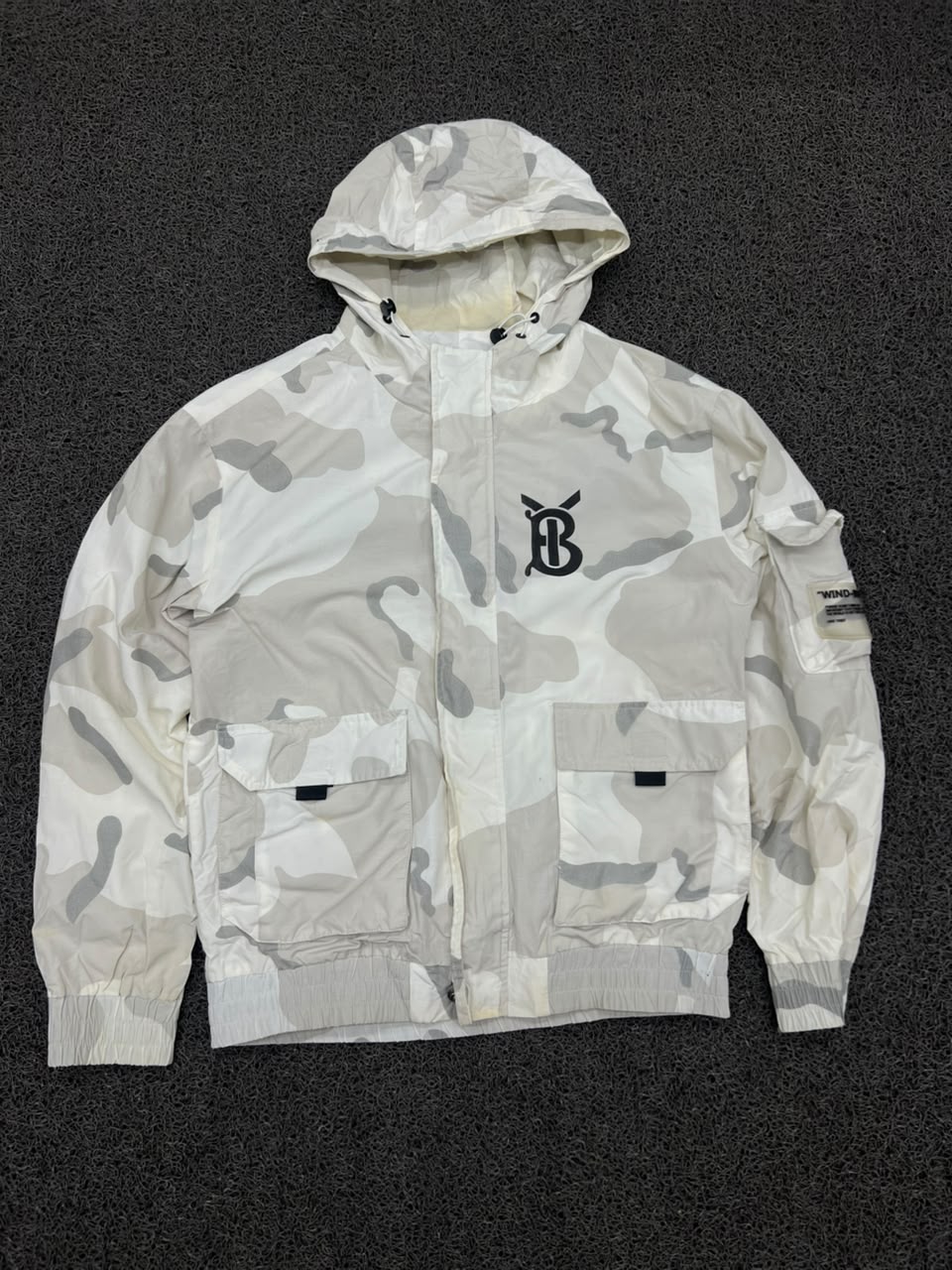 Vintage Camouflage Hooded Windbreaker Jacket | Lightweight Streetwear
