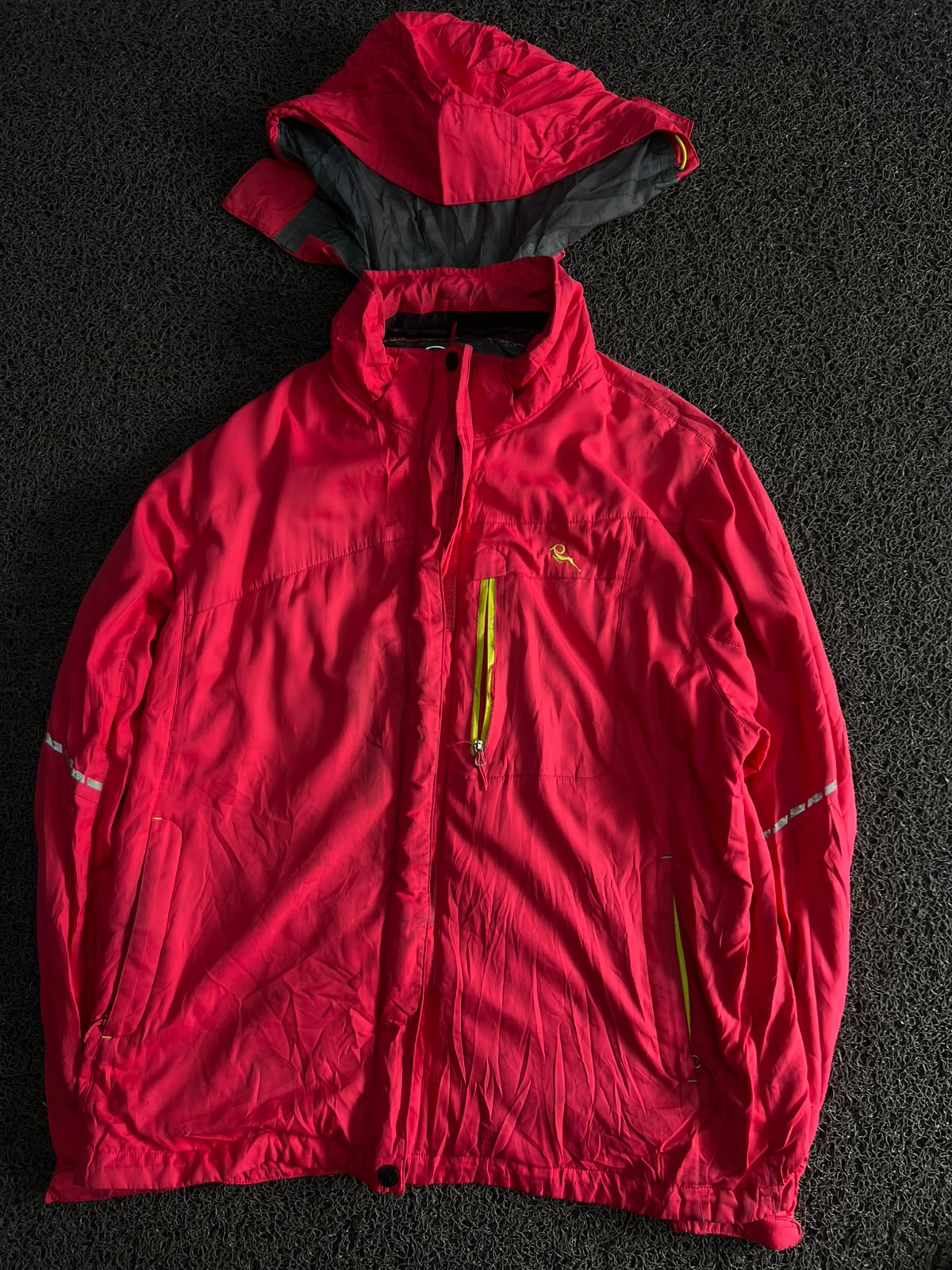 Women’s Red Hooded Lightweight Outdoor Windbreaker Jacket