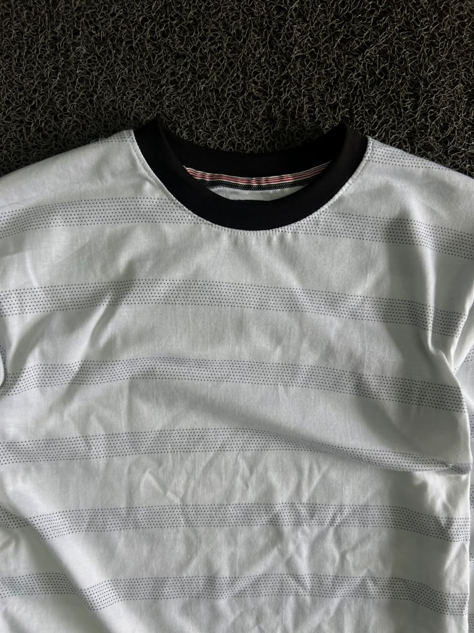 White Long-Sleeve Striped Crew Neck T-Shirt
