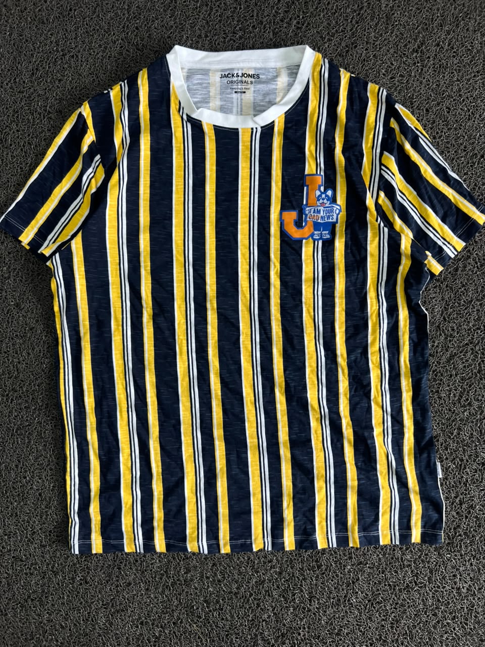 Jack & Jones Originals Men's Vertical Stripe Graphic T-Shirt – Short Sleeve Crew Neck