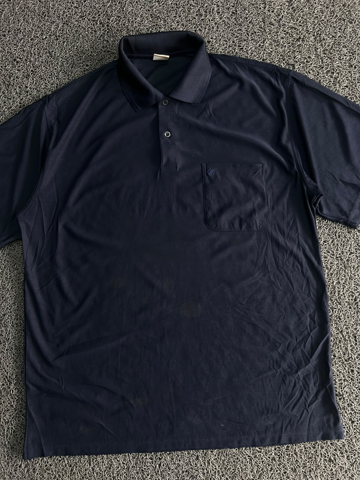 Classic Short-Sleeve Polo T-Shirt with Chest Pocket ⚠️ Small Stains