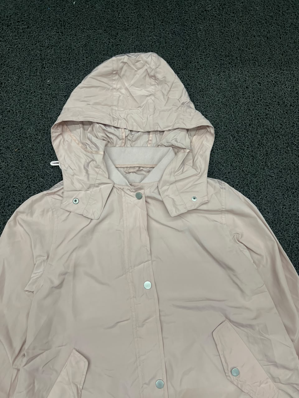 Hooded Lightweight Snap-Button Jacket