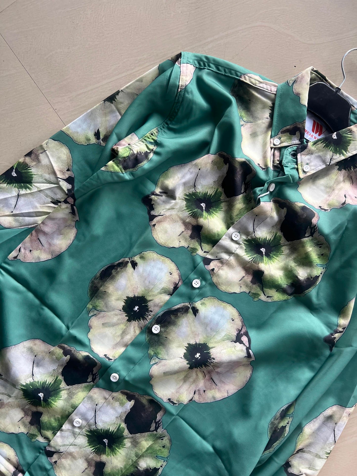 Premium Floral Print Button-Up Shirt