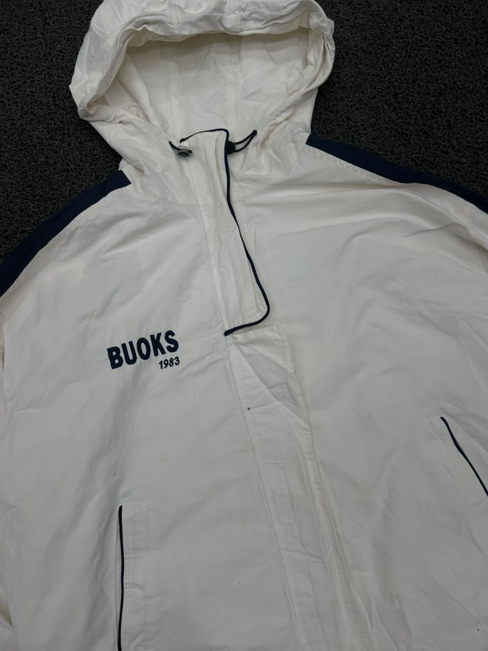 BUOKS 1983 White Hooded Windbreaker Jacket