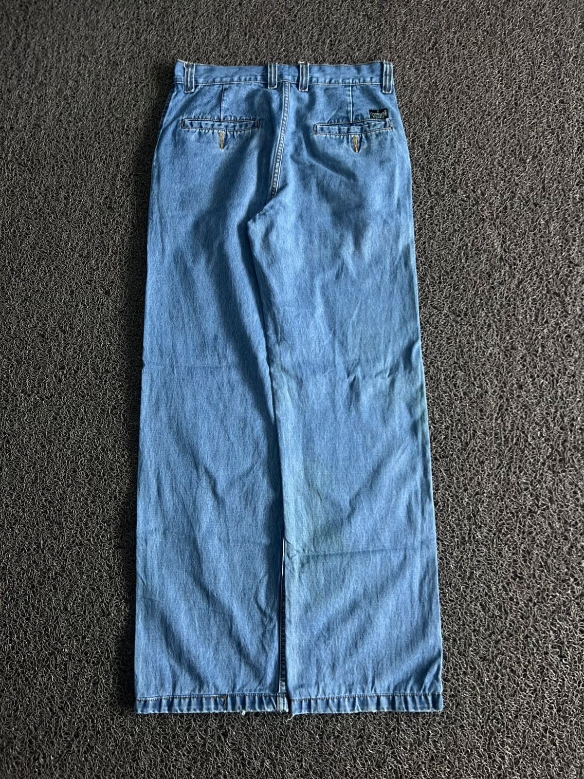Vintage Light Blue Wide Leg Denim Jeans
Classic Relaxed Fit | Straight Wide Leg | Thrifted Denim Pants ⚠️ Small Stains