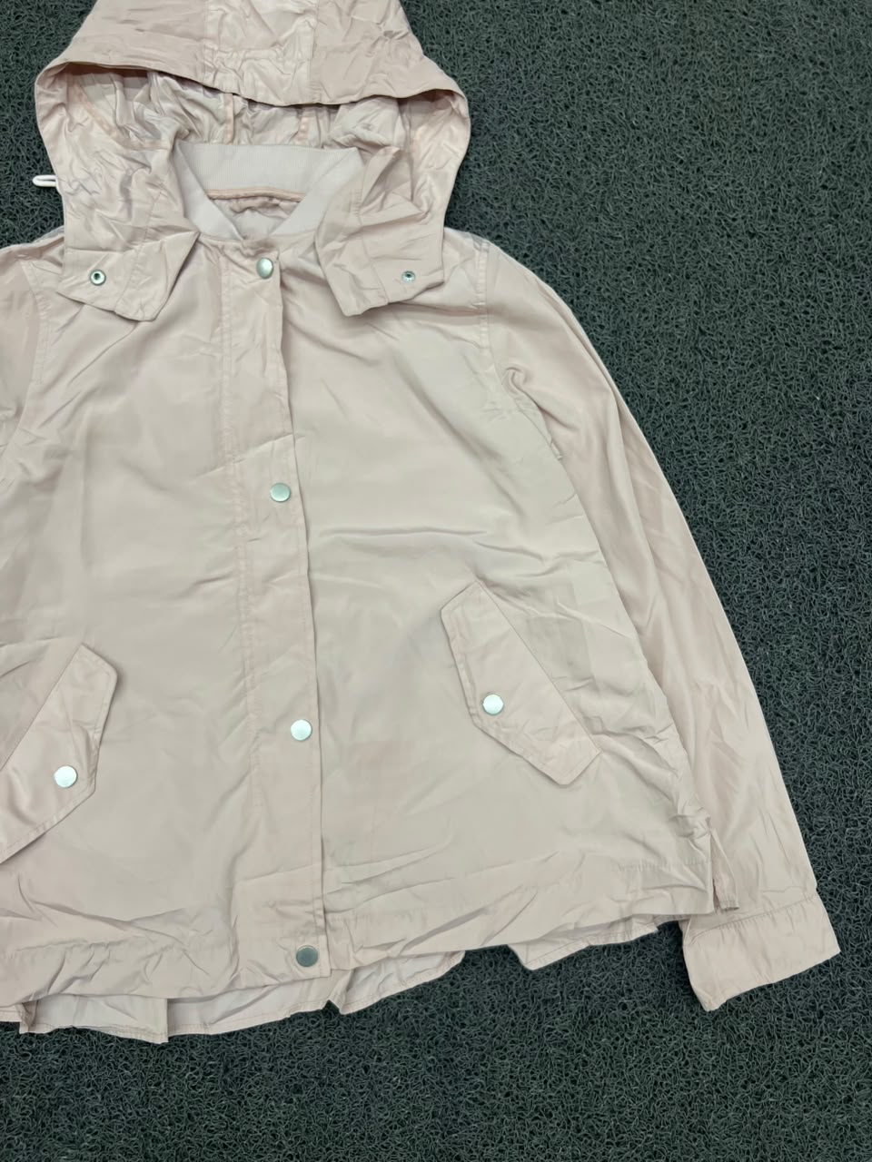 Hooded Lightweight Snap-Button Jacket