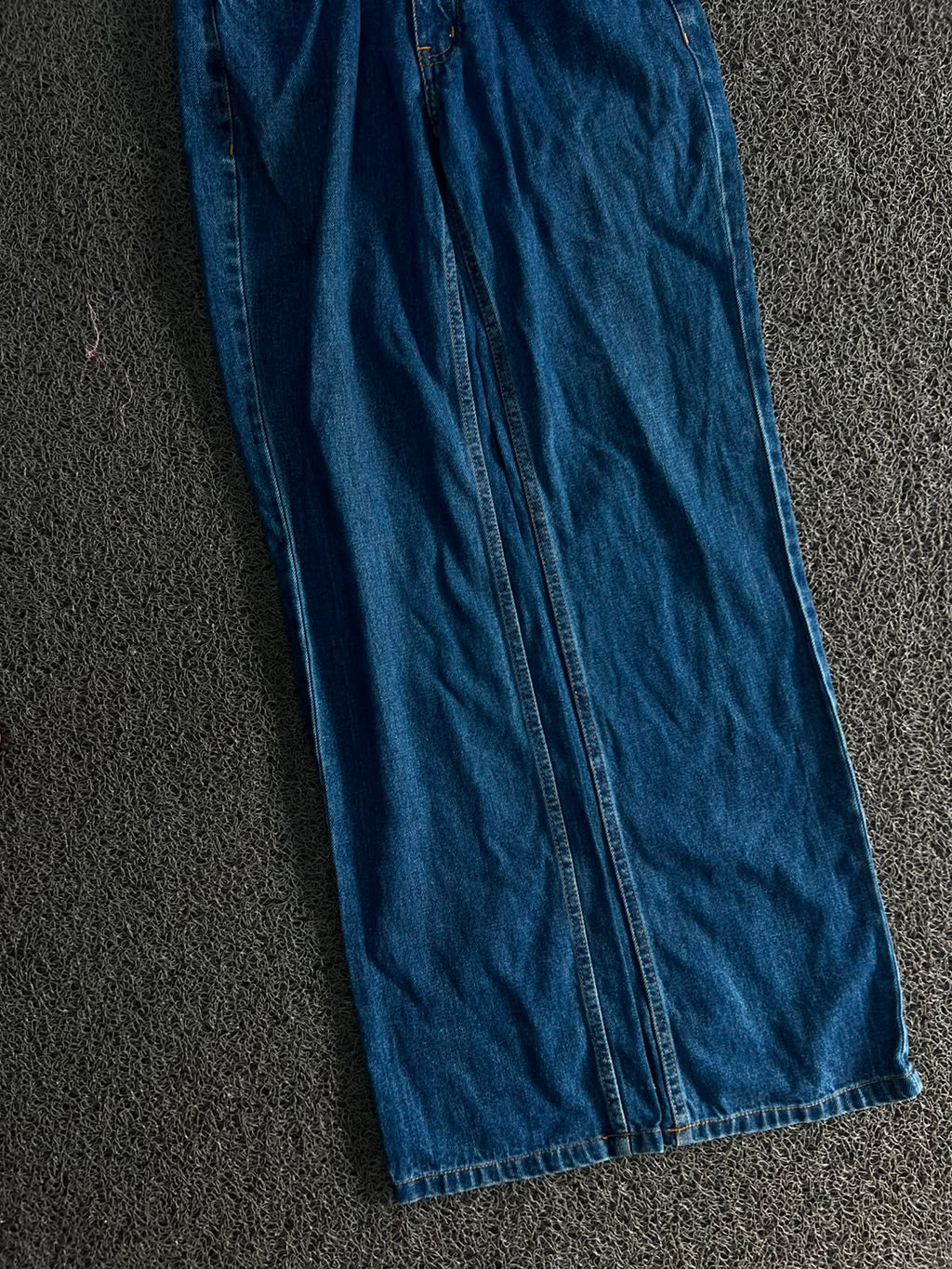 Vintage Dark Wash Wide Leg Thrift Jeans
