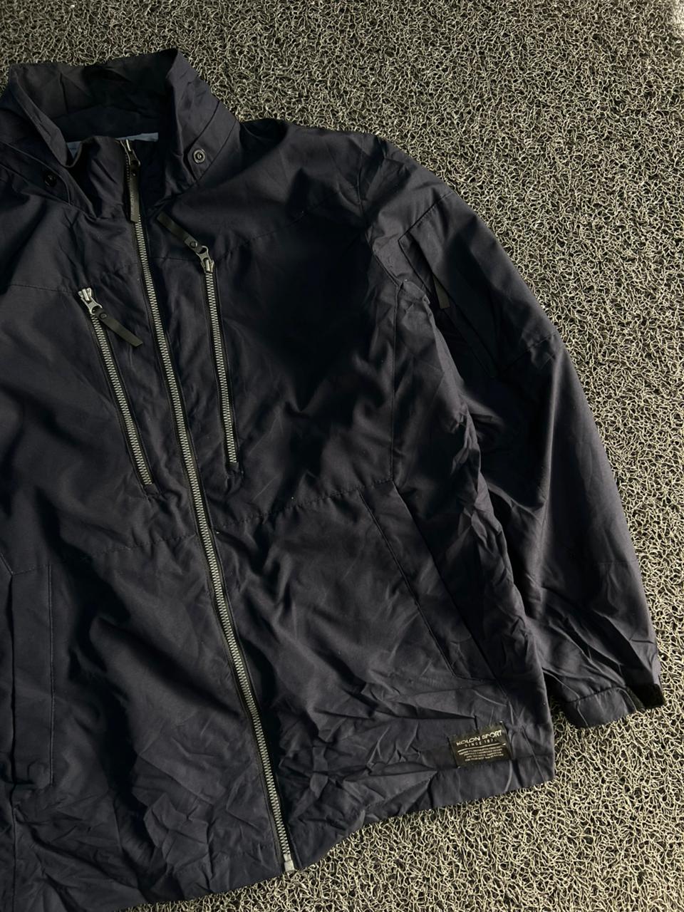 Kolon Sport Men's Navy Lightweight Outdoor Windbreaker Zip-Up Jacket