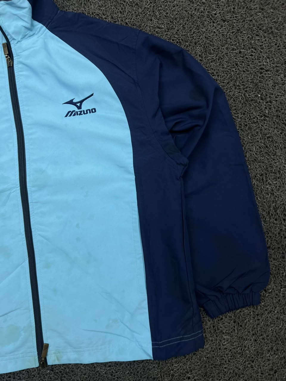 Mizuno Light Blue & Navy Full-Zip Sports Windbreaker Jacket ⚠️ Small Stain