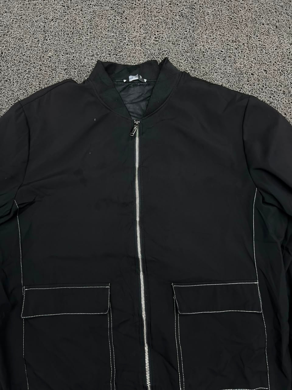Minimalist Black Utility Zip Jacket with Contrast Stitching