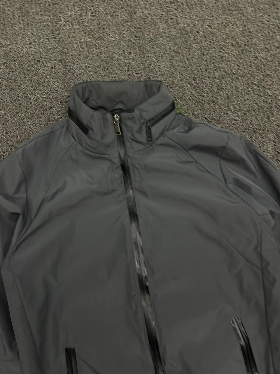 Men's Charcoal Grey Lightweight Full-Zip Windbreaker Jacket