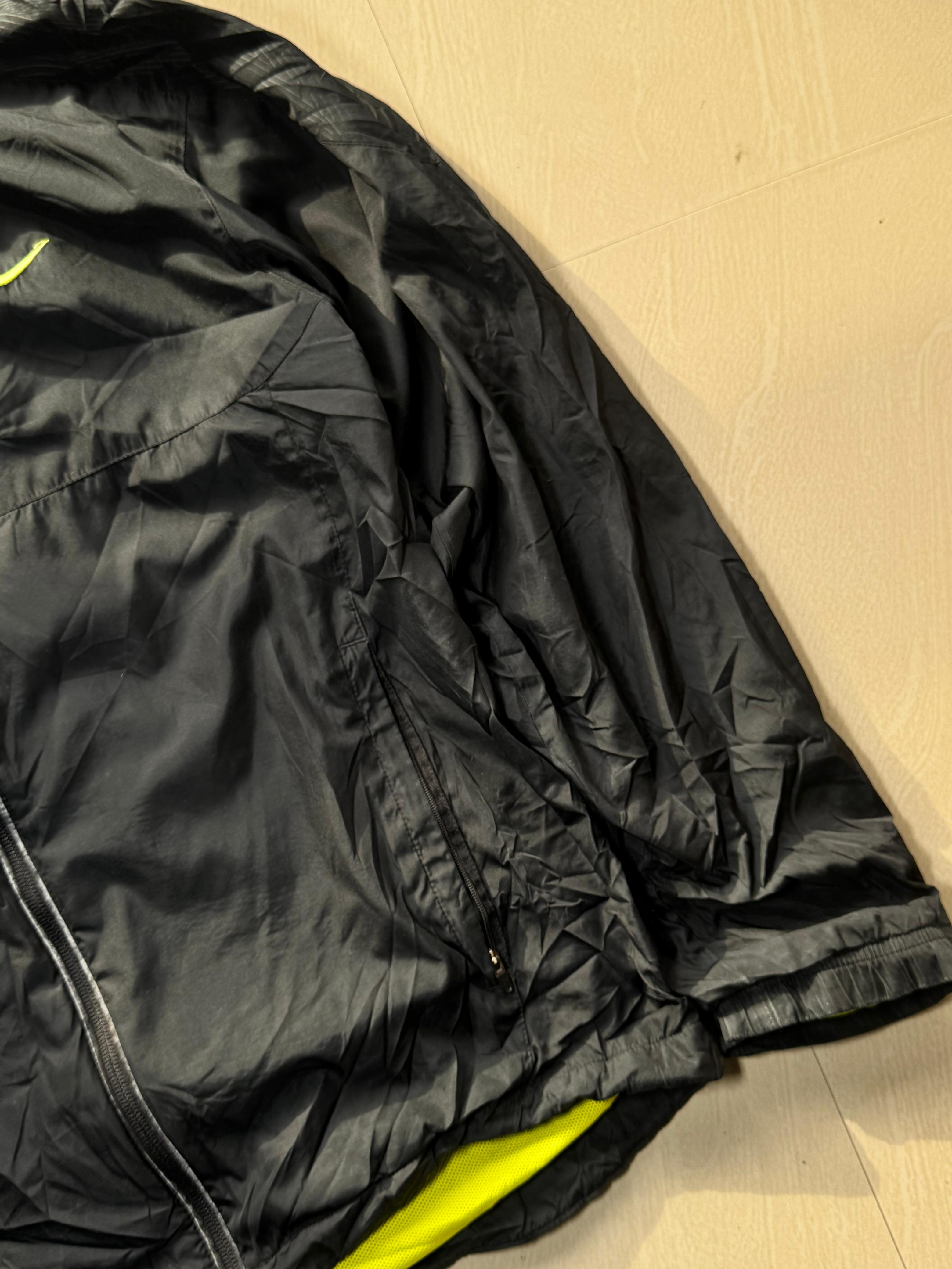 Nike Black Lightweight Full Zip Windbreaker Jacket | Stand Collar | Full Sleeve