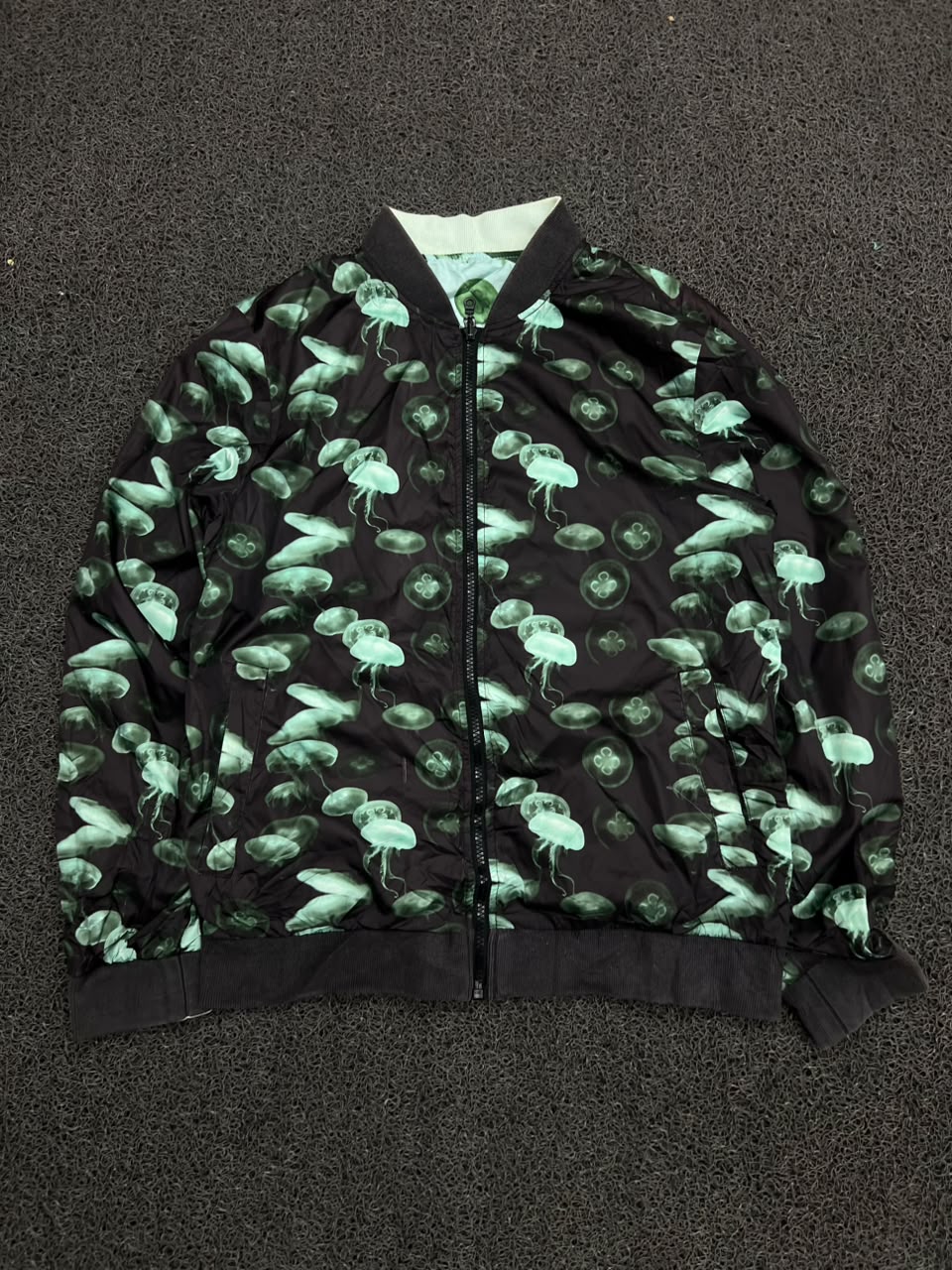 Reversible Jellyfish Print Bomber Jacket – Double-Sided Wear