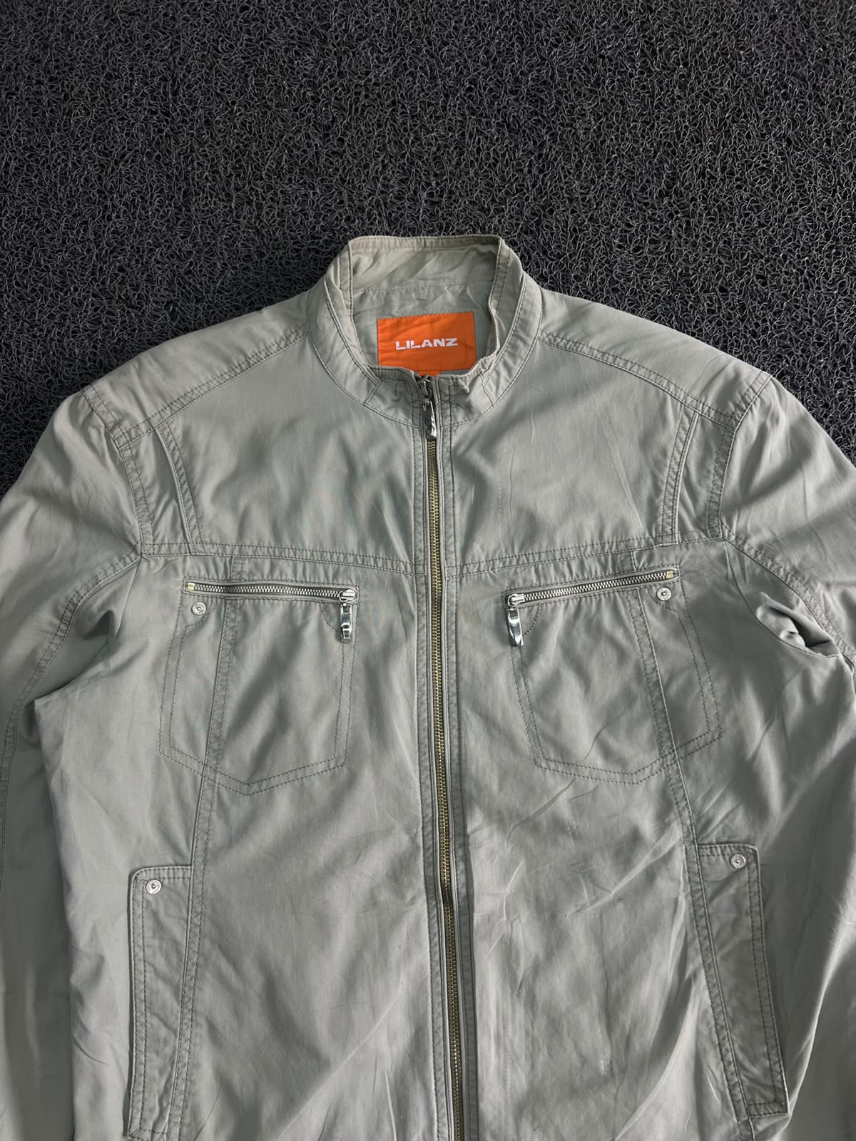 Full Zip Utility Jacket – Casual Lightweight Stand Collar Coat ⚠️ Small Stain