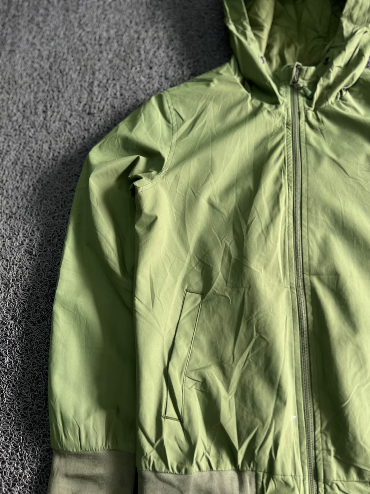 Green Hooded Utility Jacket – ⚠️ Small Sleeve Damage