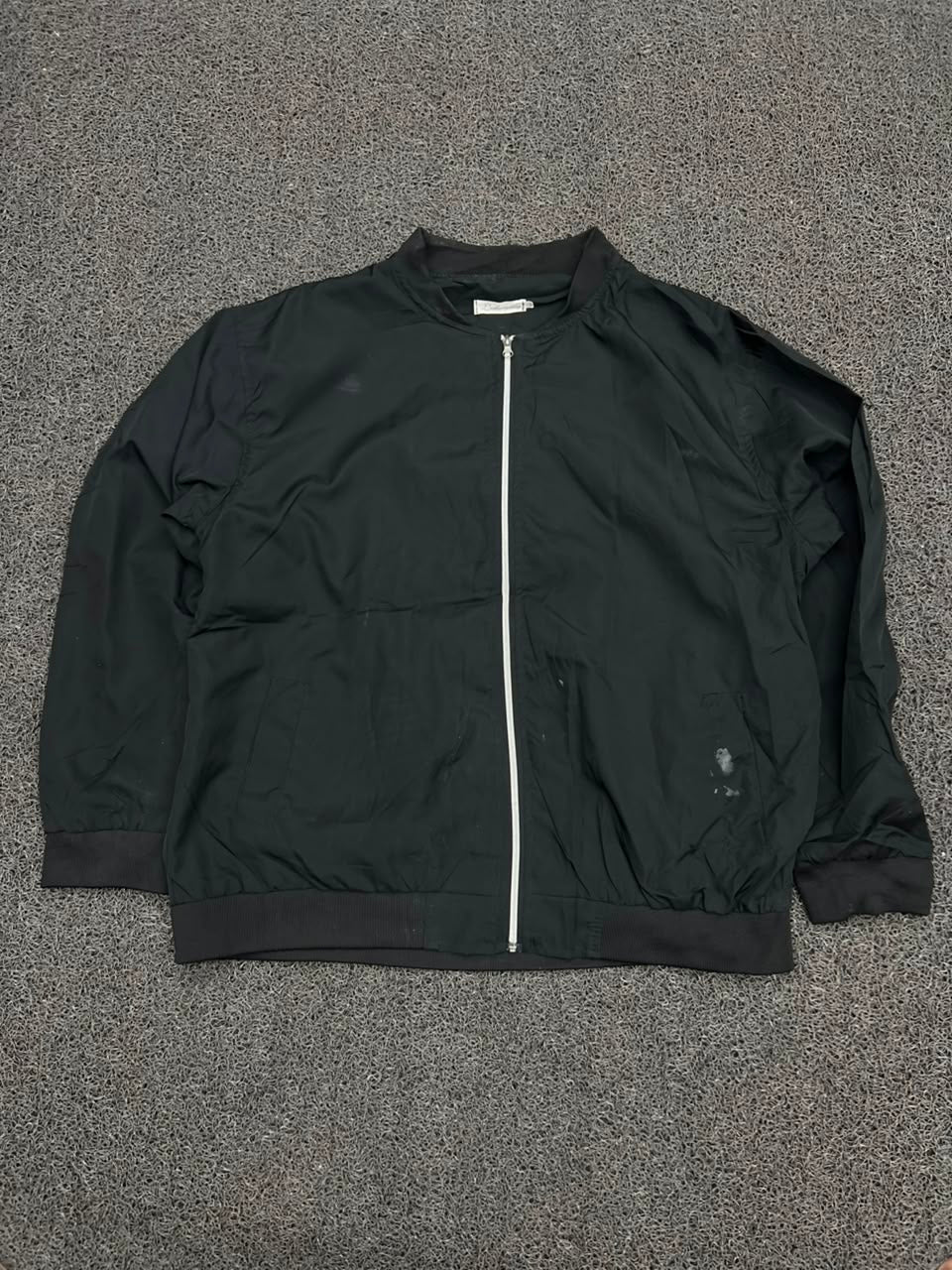 Men’s Black Lightweight Bomber Jacket with Front Zip Closure ⚠️ Small Stains