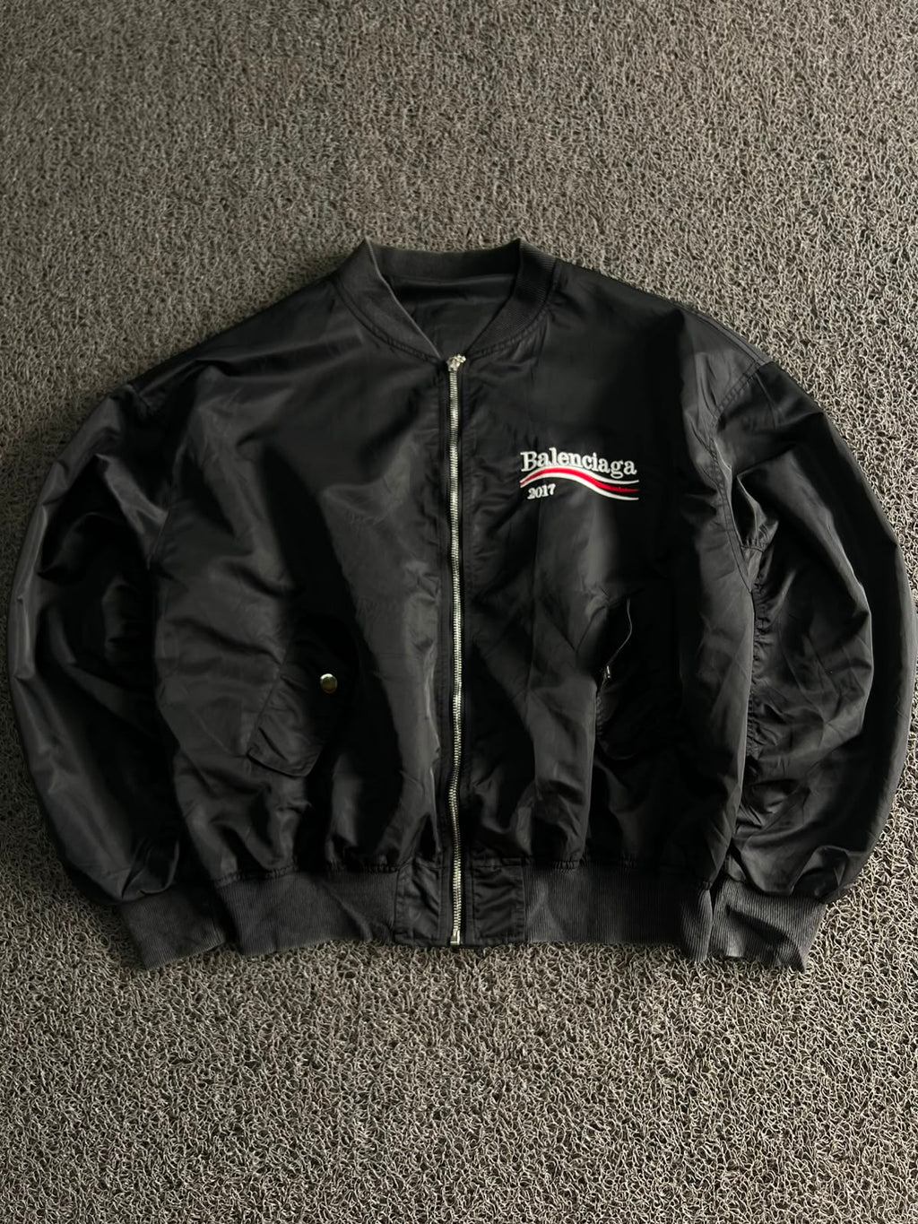 Balenciaga 2017 Logo Black Bomber Jacket – Zip-Up