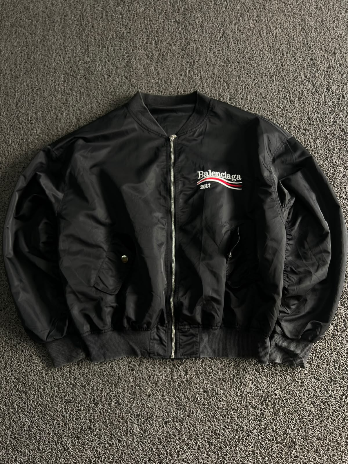 Balenciaga 2017 Logo Black Bomber Jacket – Zip-Up