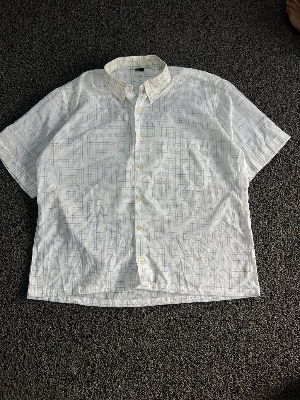 Thrifted Metallica Skull Graphic White Check Shirt(⚠️ Small Damage)