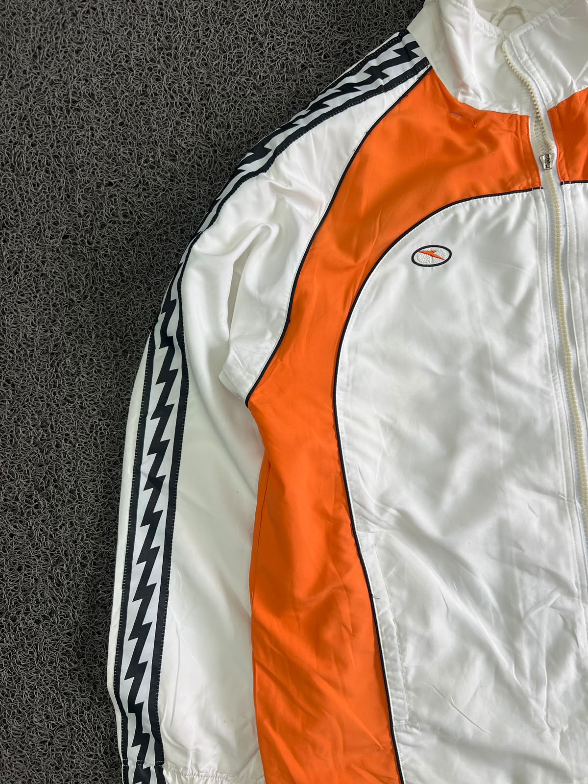 Vintage White & Orange Track Jacket – Full Zip Sports Windbreaker