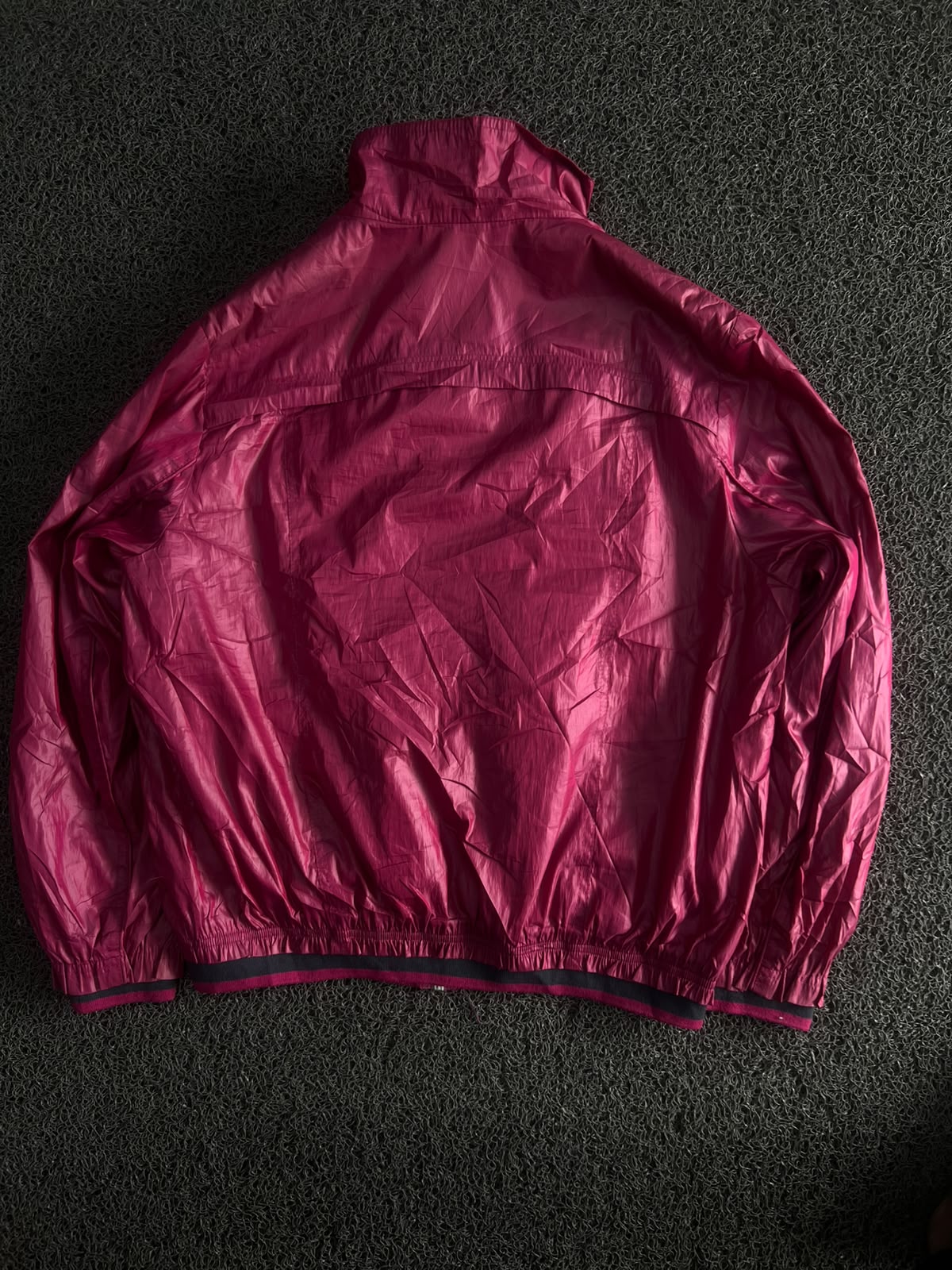 Lightweight Full-Zip Windbreaker Jacket with Zippered Pockets