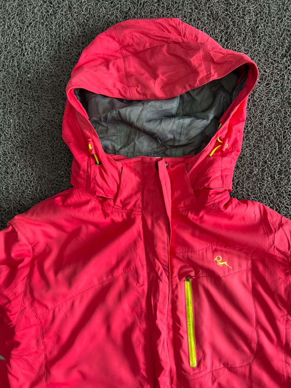 Pink Hooded Outdoor Waterproof Jacket