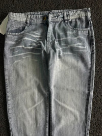 H&M Men’s Light Wash Whisker-Detail Relaxed Fit Jeans