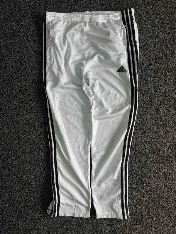 Vintage Adidas Track Pants with Black 3-Stripes – ⚠️ Small Stain