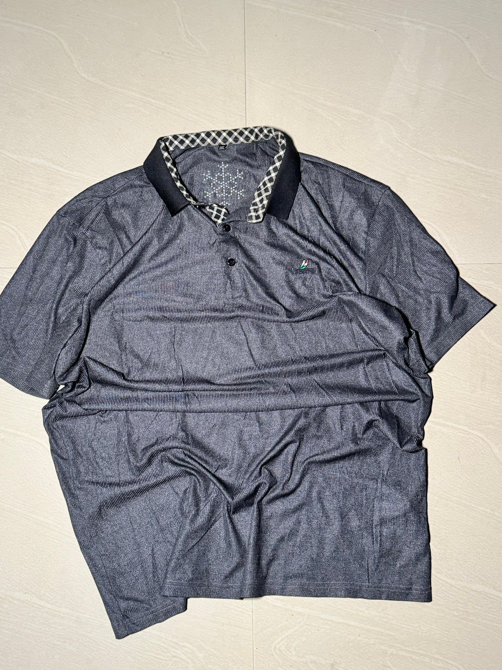Men’s  Polo T-Shirt with Contrast Check Collar