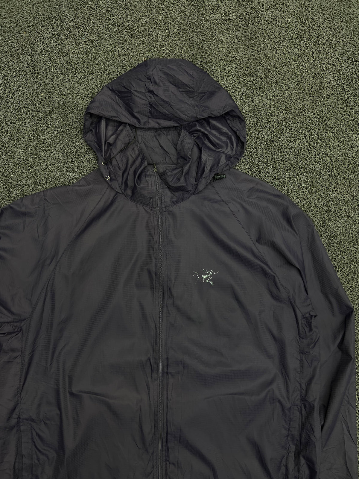 Hooded Outdoor Windbreaker Jacket – Lightweight Full-Zip Waterproof Style