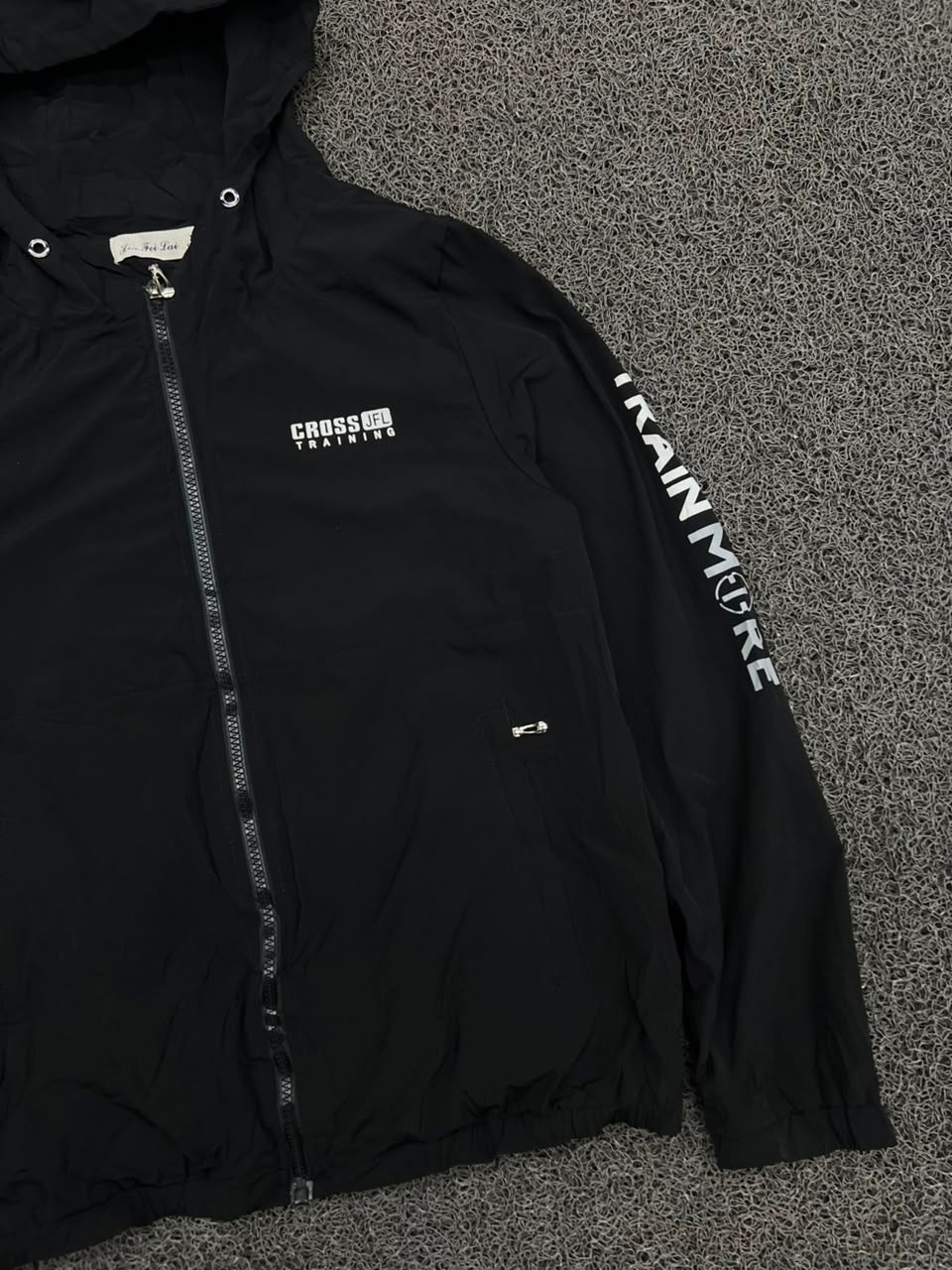 Cross Training Black Hooded Windbreaker Jacket – Lightweight Full Zip Sports Jacket