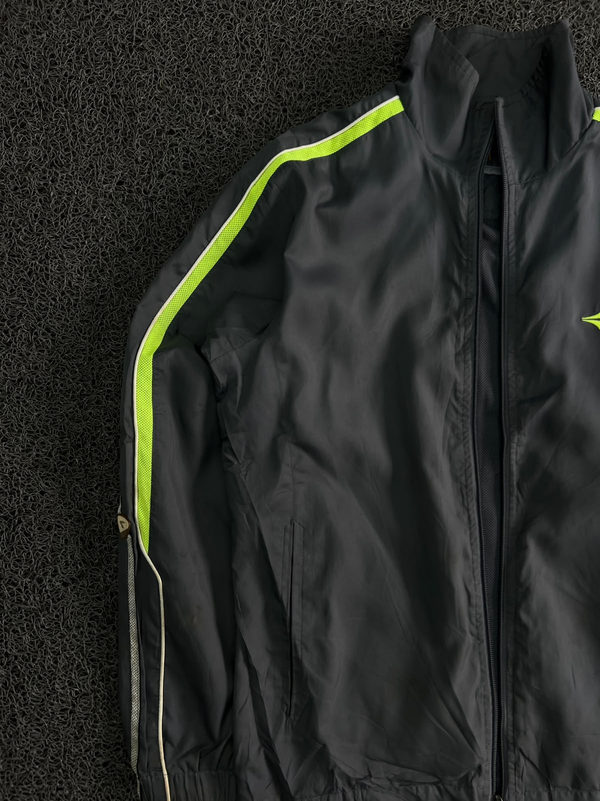 Diadora Lightweight Sports Track Jacket with Neon Stripe ⚠️ Small Stains and no zip
